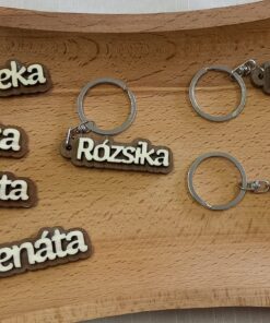 Kulcstartó fából keresztneves "R"