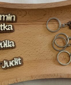 Kulcstartó fából keresztneves "J"